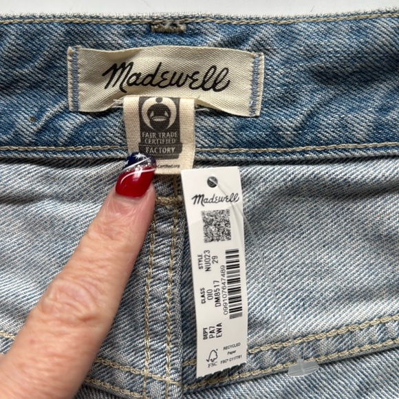 Madewell Light Blue The Darted Barrel Leg Cut Hem Jeans W29 NWT (34” x 25.5”) - Picture 4 of 6